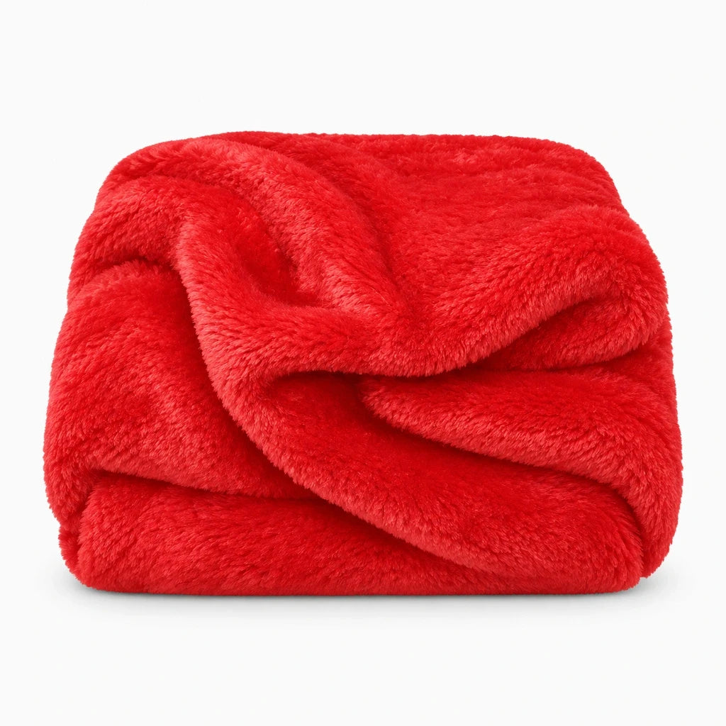 Costume de noel pour chien Chihuahua en rouge, design compact et confortable pour sorties hivernales
