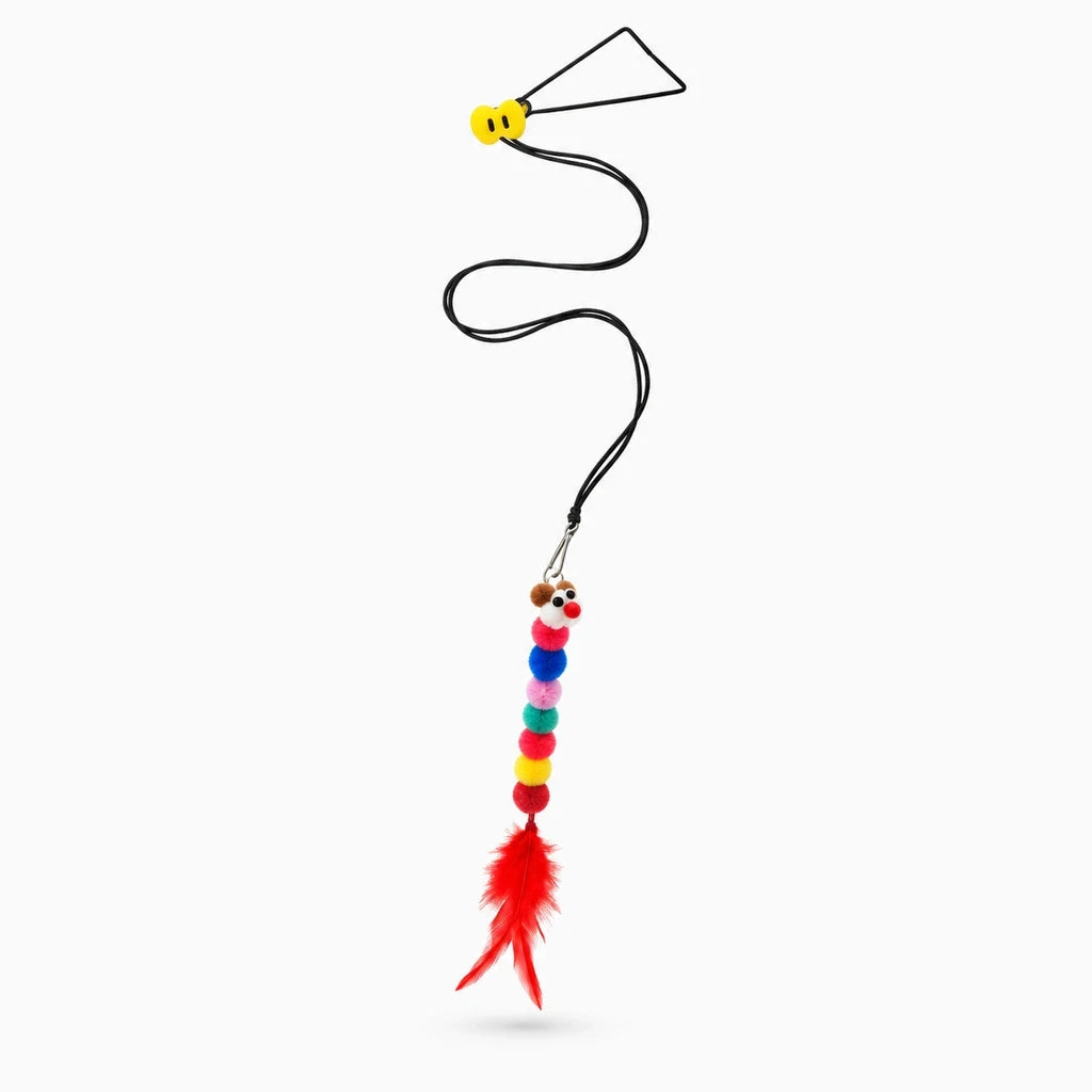 Jeux chat interactif ajustable montrant les jouets souples en hauteur réglable
