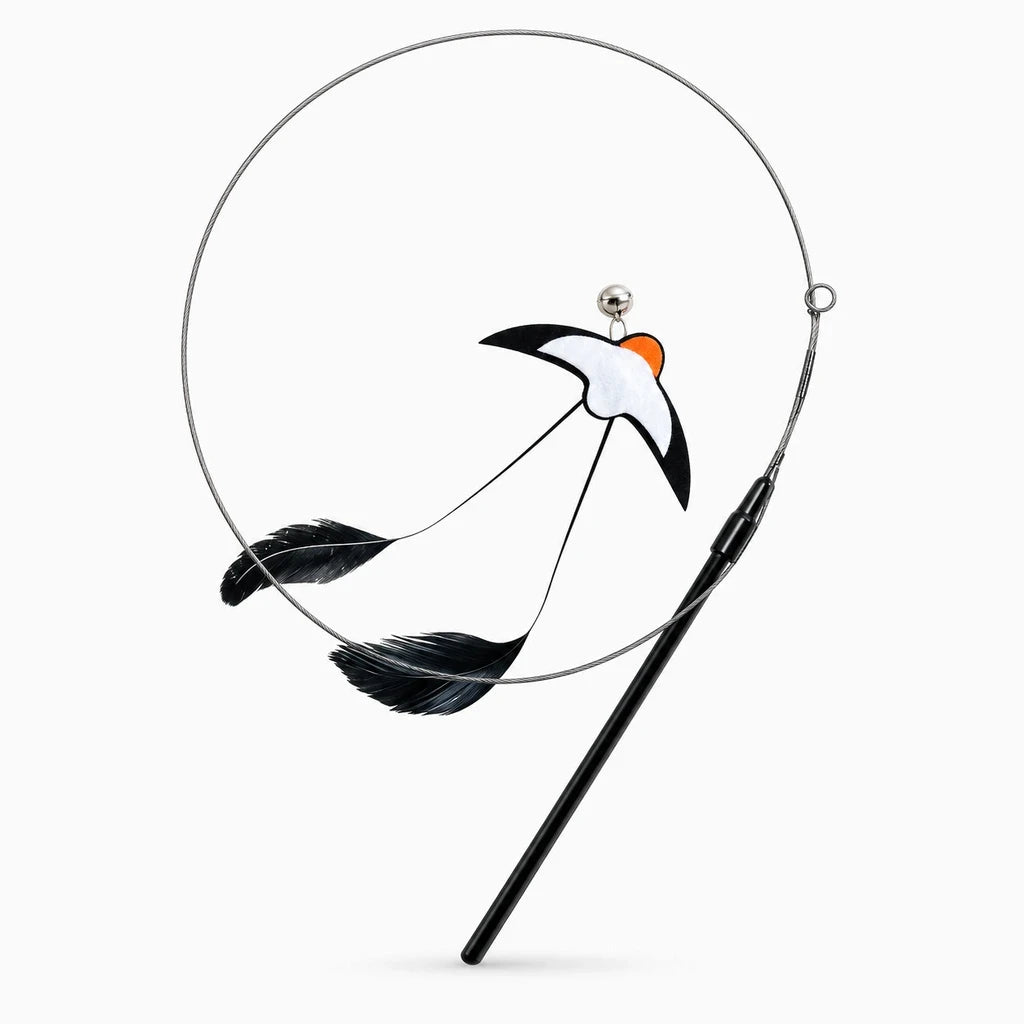 Jouet chat oiseau volant avec plume légère sur baguette souple et clochette intégrée