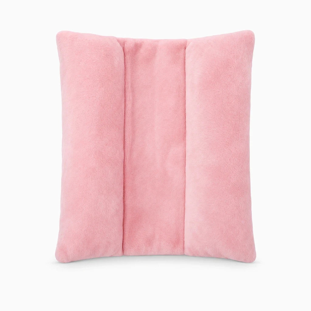 Lit pour lapin avec rembourrage épais en peluche rose, idéal pour cage ou enclos