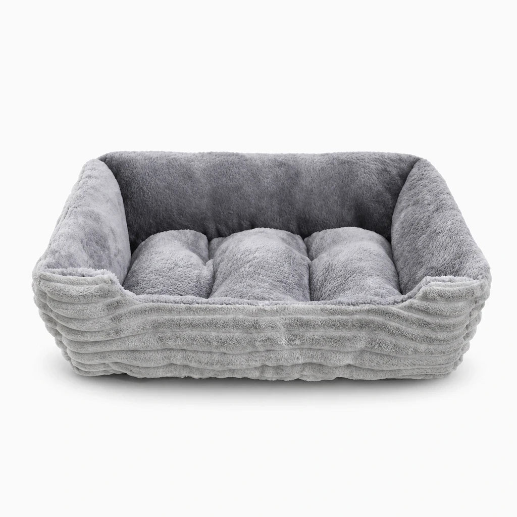 Petit lit pour chien et chat, niche douillette en tissu peluche gris clair